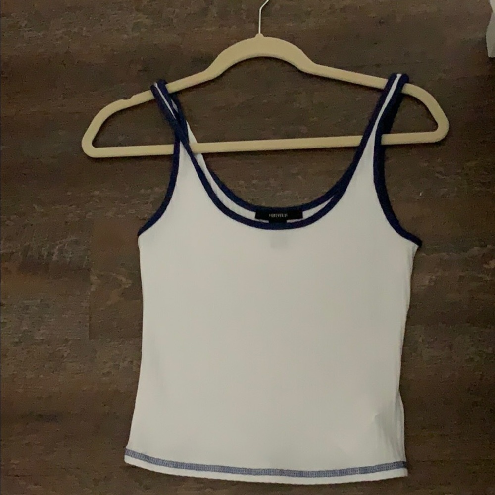 crop top